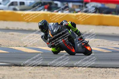 media/Apr-10-2022-SoCal Trackdays (Sun) [[f104b12566]]/Turn 2 (1135am)/